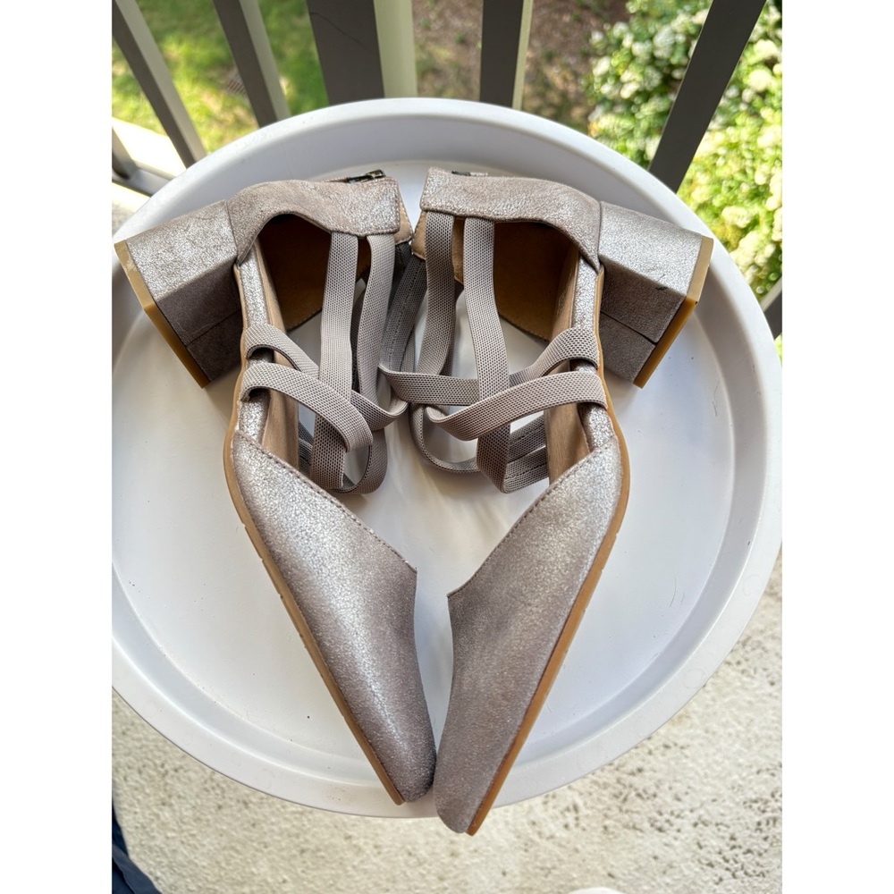 Eileen Fisher Metallic Comfort Heels - Picture 2 of 6